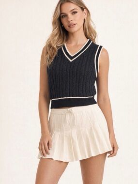 Abercrombie Cable Knit V-Neck Sweater Vest Preppy Tennis Academia Medium